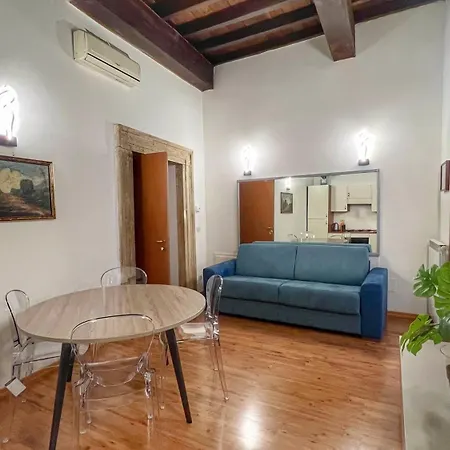 Campo De Fiori Апартаменты